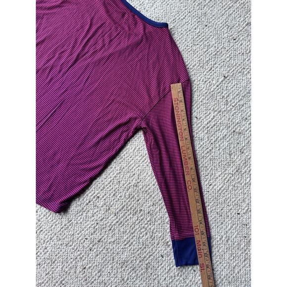 Vineyard Vines Long Sleeve Red Blue Striped Women Shirt size M Soft stretch crew - Picture 11 of 11